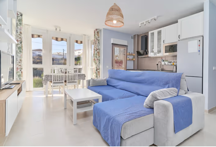 Apartamento Recreo 10 en Torrox Costa con terraza privada